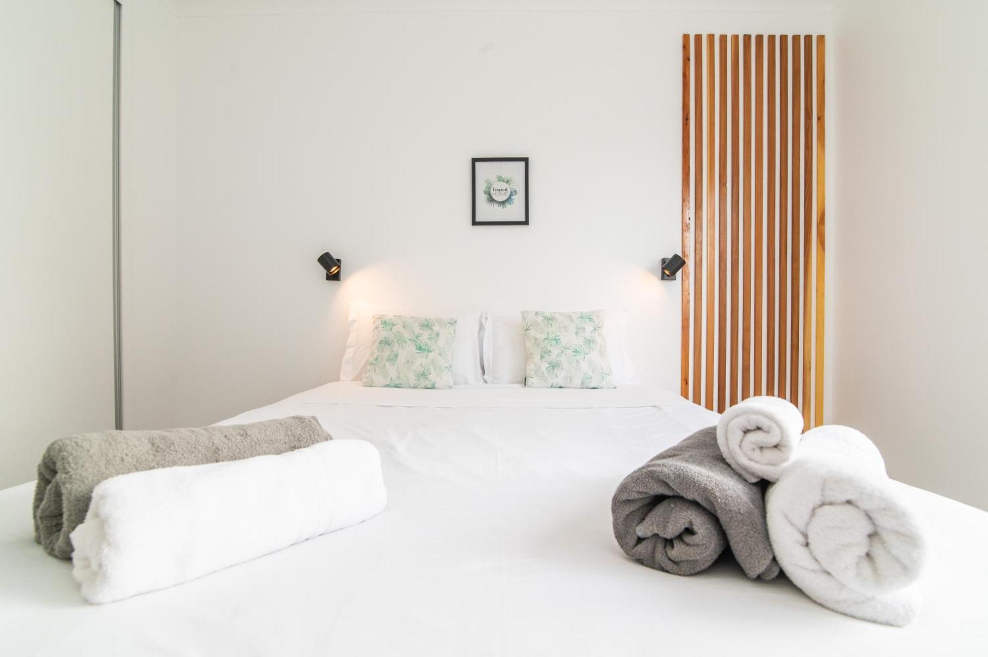P&H Holiday Beach Apt Ponta Delgada Exterior foto